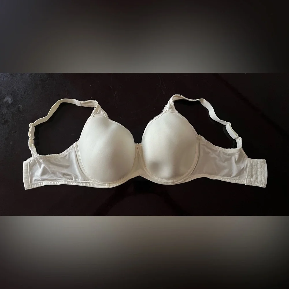Wacoal Basic Beauty Underwire Bra 853192, Full Figure, Seamless 34ddd white - Picture 1 of 7